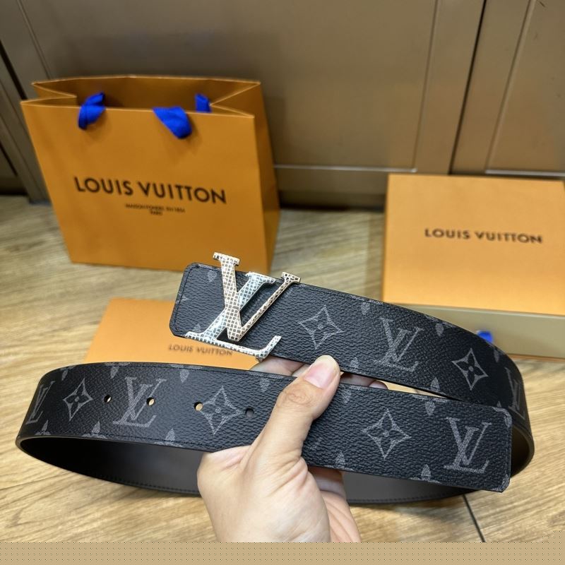 l**is V*t*n belts